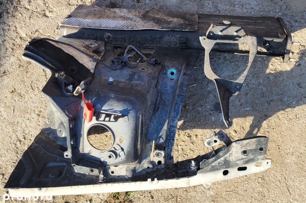 ĆWIARTKA PODŁUŻNICA PRAWA PRZÓD PRZEDNIA BMW E90 N46B20B 2.0B