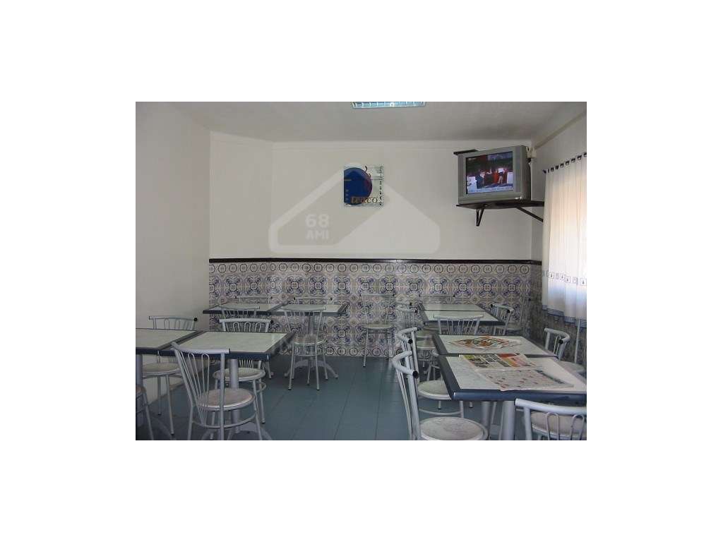 Café e Restaurante em Coruche, excelente clientela - Grande imagem: 5/15
