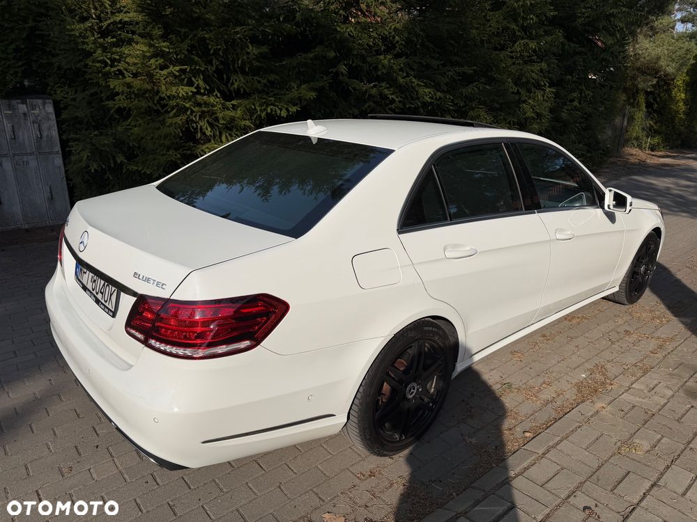 Mercedes-Benz Klasa E 350 BlueTEC 4-Matic Classic - 4