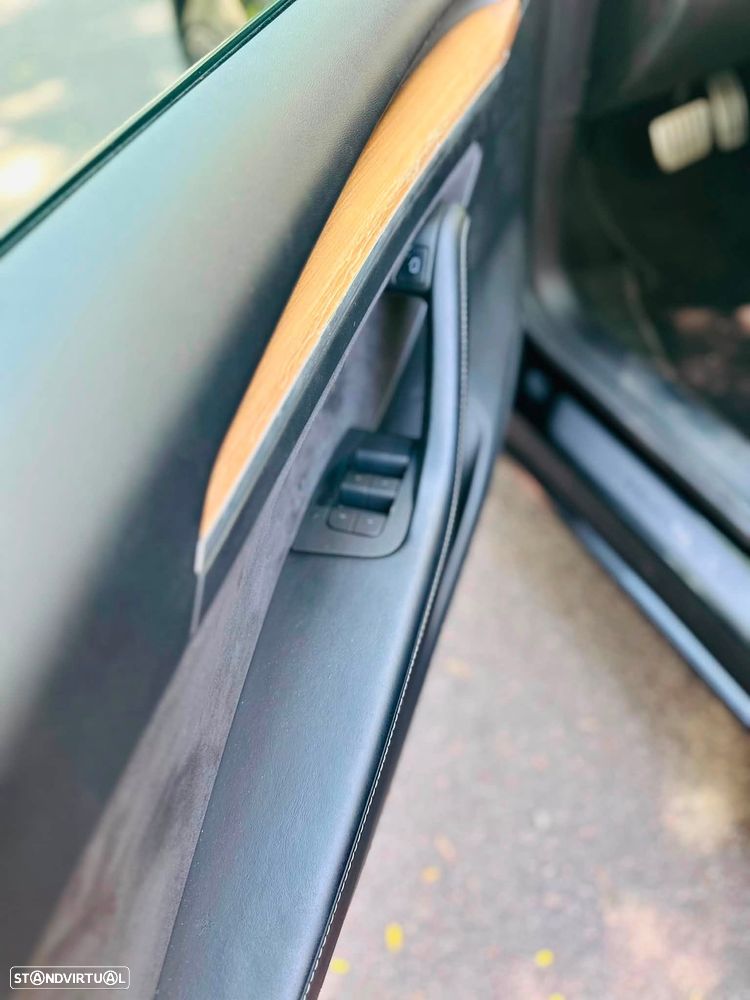 Tesla Model 3 Performance Tração Integral - 7