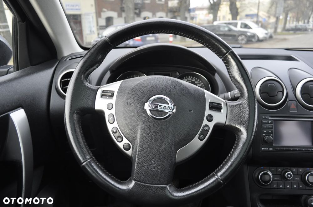 Nissan Qashqai+2 - 14