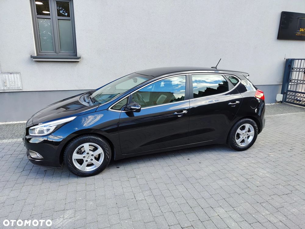 Kia Ceed 1.6 GDI Platinum Edition - 5