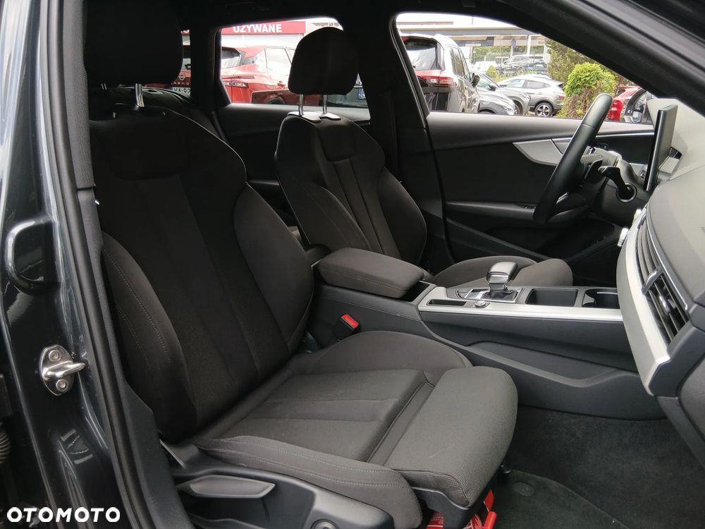 Audi A4 Avant 35 TFSI mHEV Advanced S tronic - 28