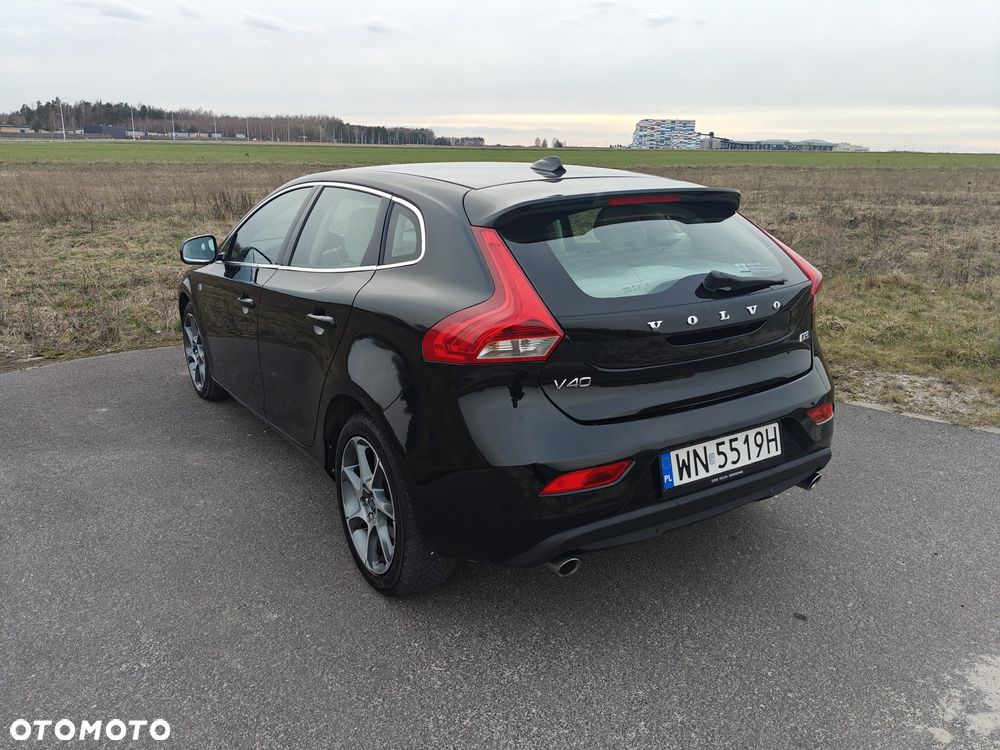 Volvo V40 D3 Drive-E Ocean Race - 6