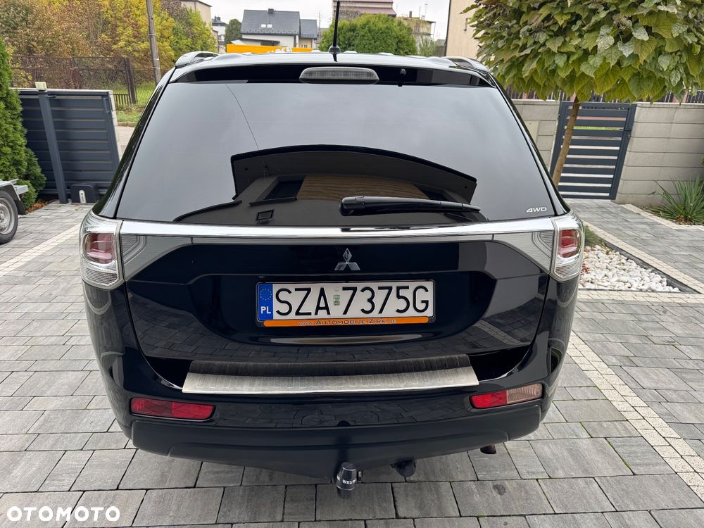 Mitsubishi Outlander - 6