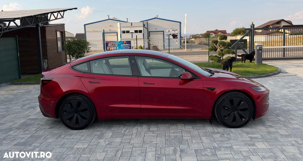 TESLA Model 3 2023 — imagine 15