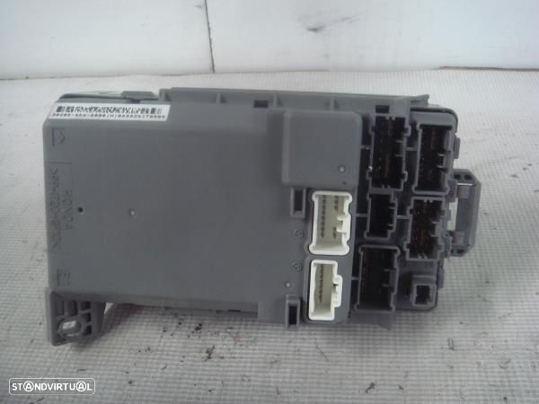 Caixa Dos Fusíveis Honda Civic Vii Hatchback (Eu, Ep, Ev) - 2