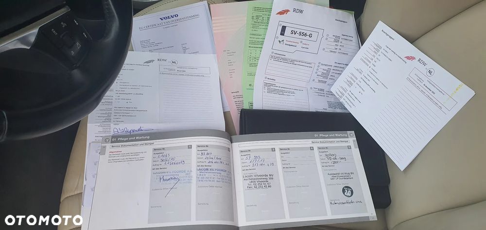 Volvo V60 D2 Summum - 24