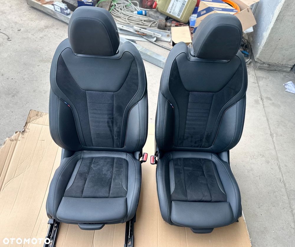 KOMPLET FOTELI I KANAP BMW I4 M PAKIET. - 1