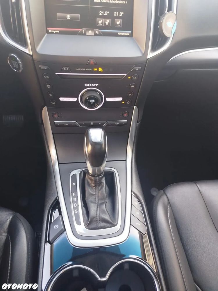 Ford Edge 2.0 TDCi Bi-Turbo 4x4 Titanium - 34