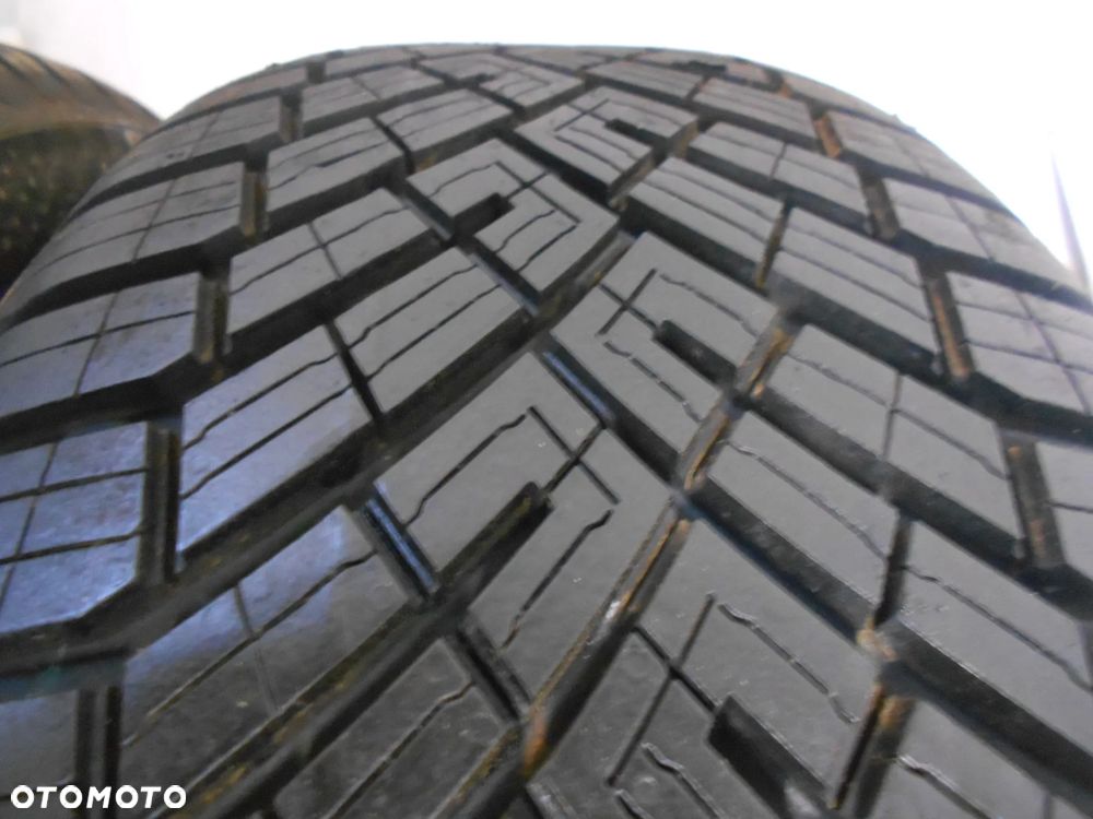 OPONY  215/55R17 CONTINENTAL ALLSEASON CONTACT 2 EV XL DOT 3525 /  4324 7.4MM - 4