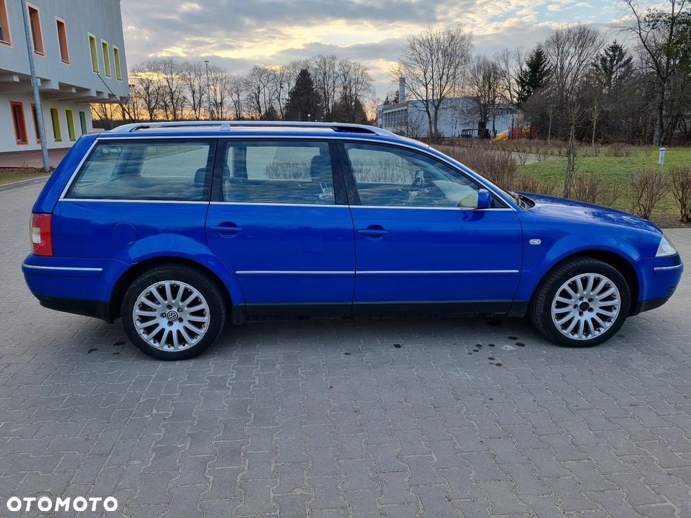 Volkswagen Passat - 8