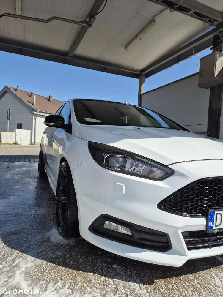 Ford Focus 2.0 TDCi ST PowerShift - 5