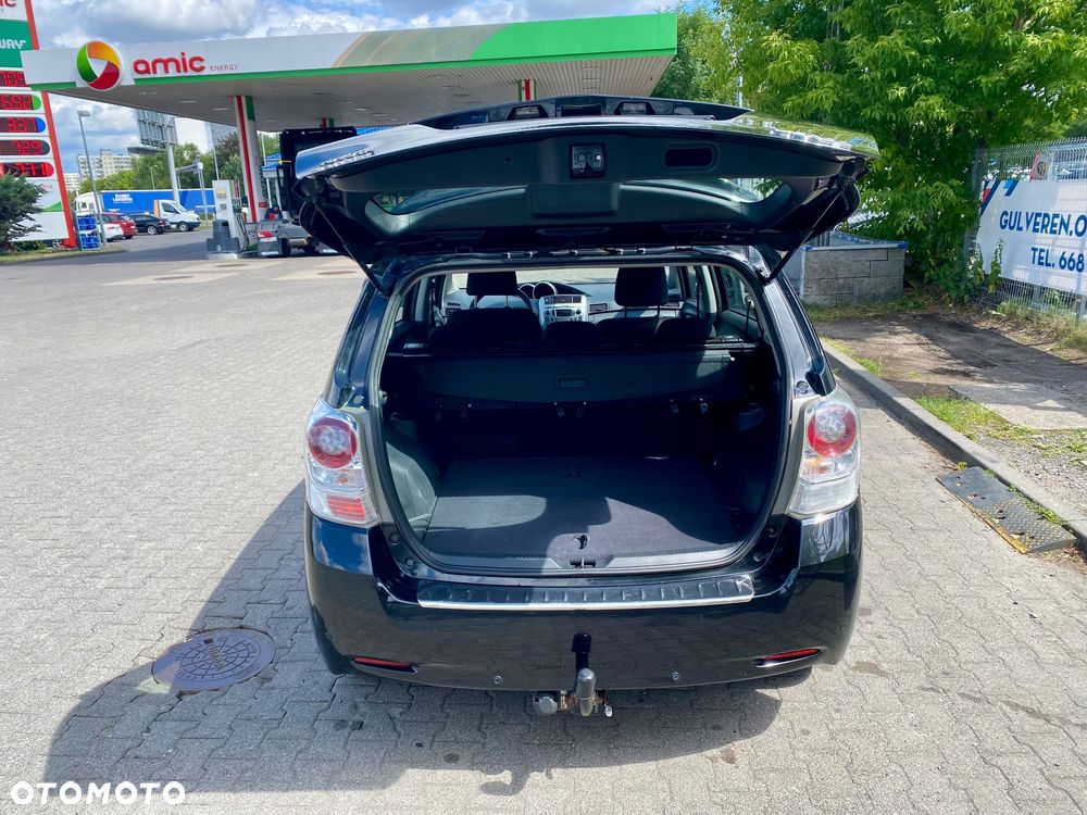Toyota Verso 1.8 Edition - 9