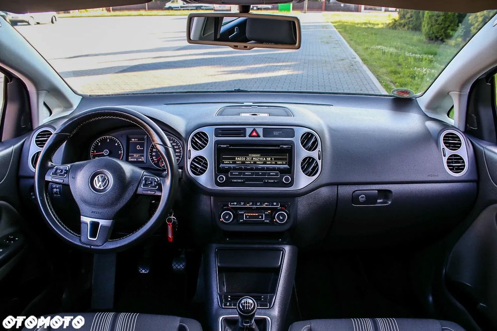 Volkswagen Golf Plus 2.0 TDI DPF MATCH - 16