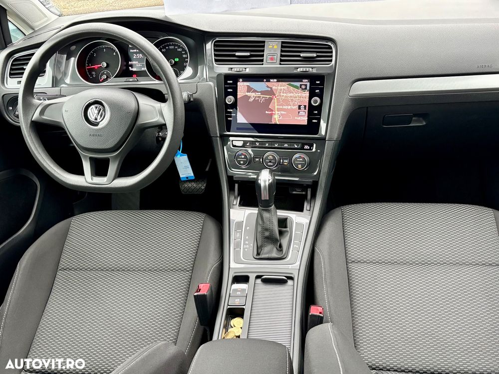 Volkswagen Golf 1.6 TDI SCR DSG Trendline - 6