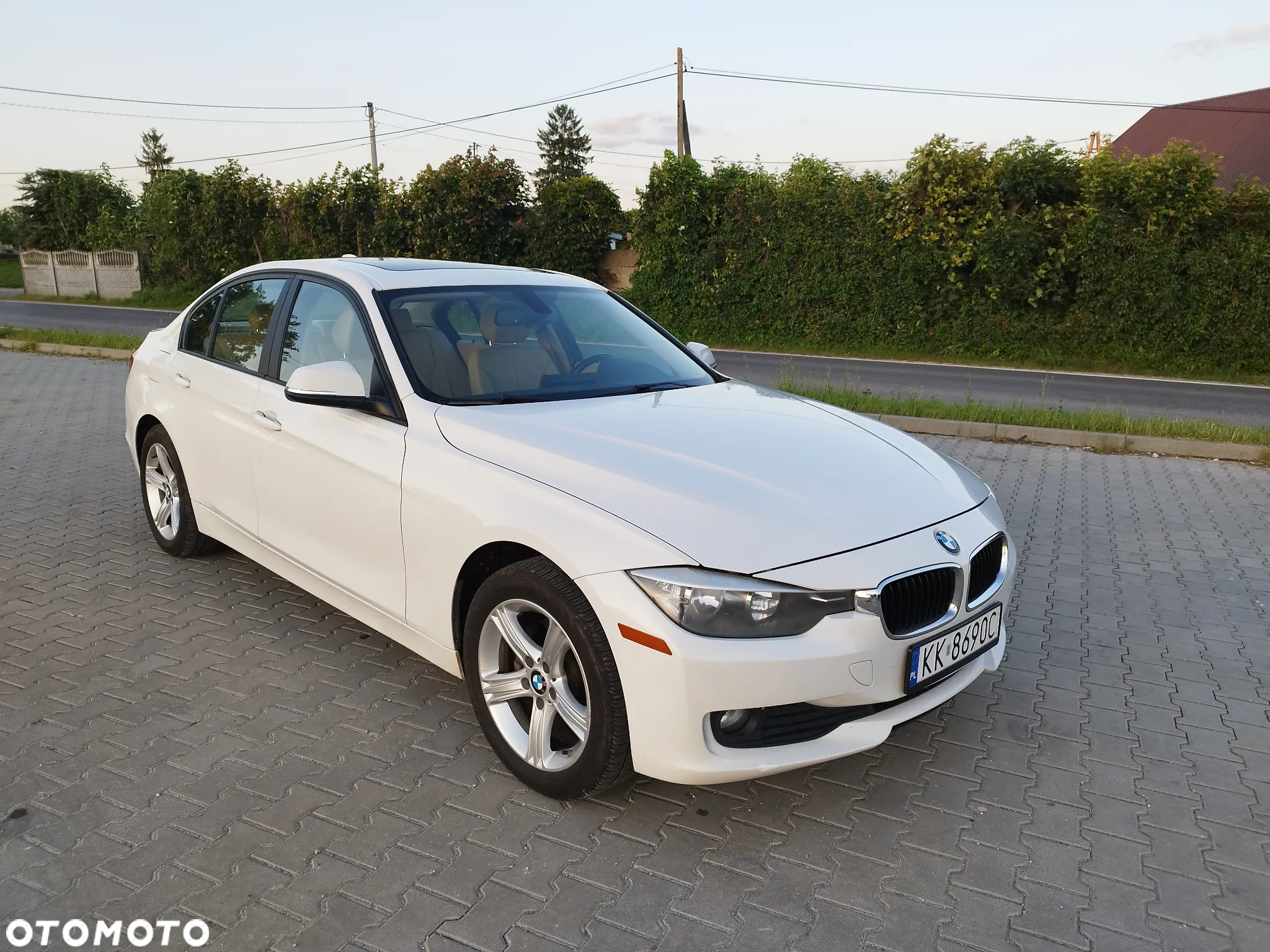 BMW Seria 3 320i xDrive - 9
