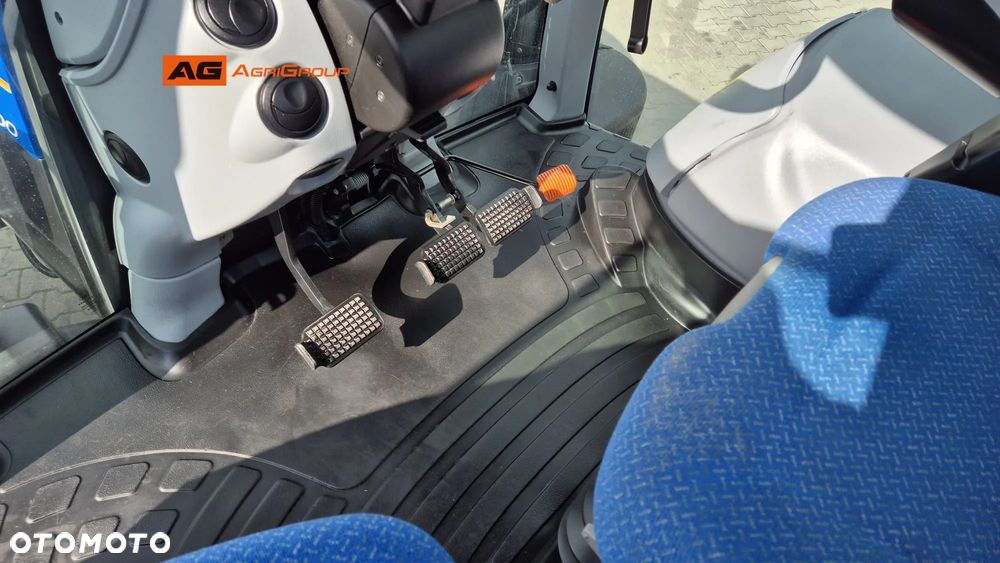 New Holland T7.200 AC 2013R - 15