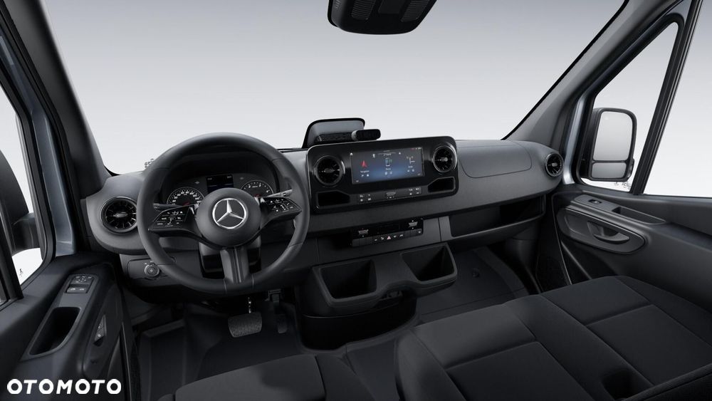 Mercedes-Benz Sprinter - 4