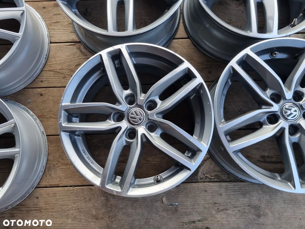VW GOLF 8,7,TOURAN,audi A3,SKODA OCTAVIA 3,SEAT 7,5X17ET51 5X112 bdb stan - 2