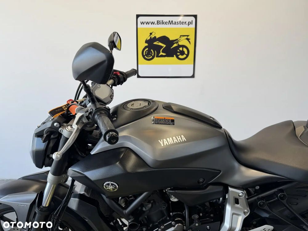 Yamaha MT - 20