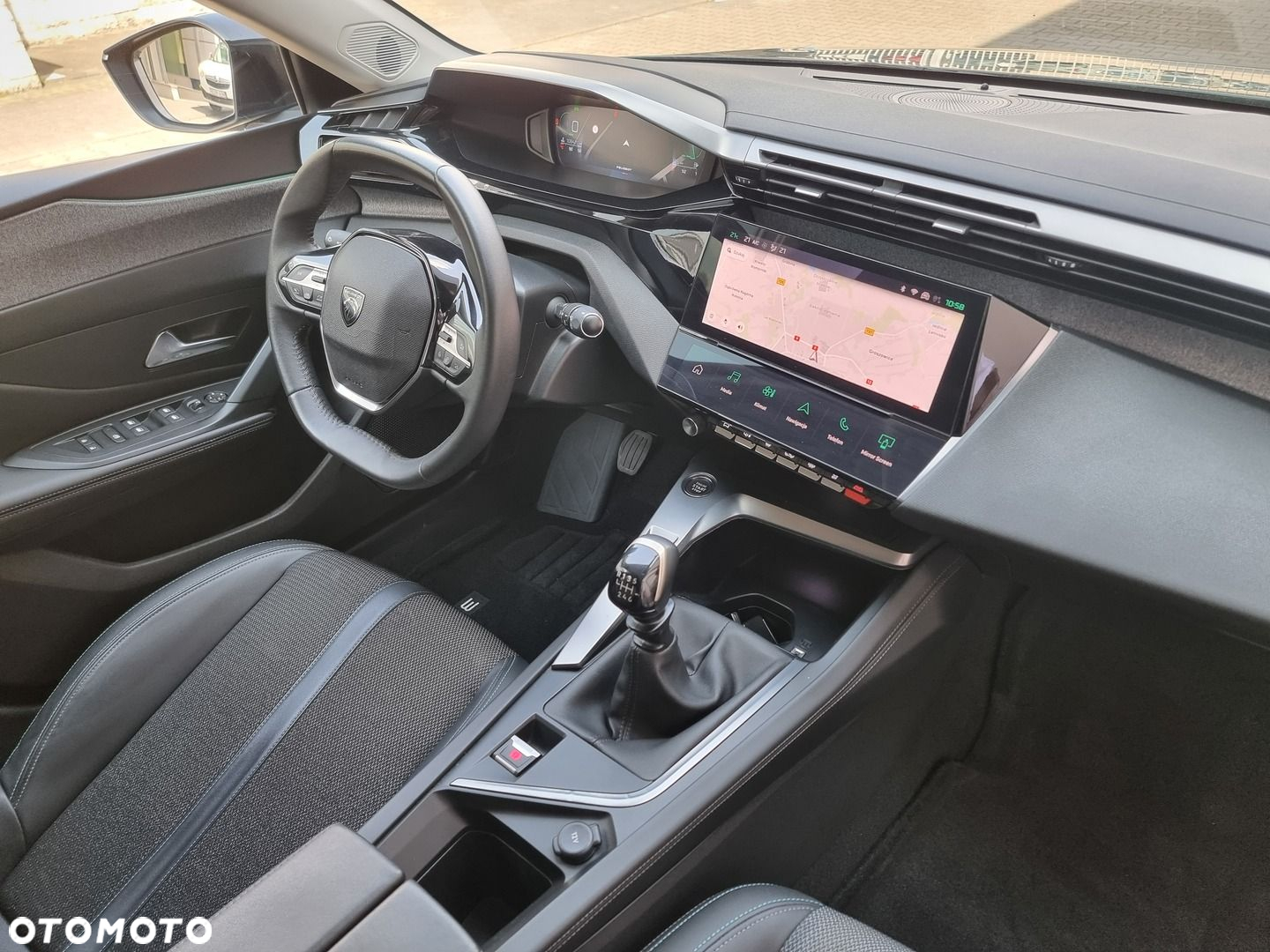Peugeot 308 1.5 BlueHDi Allure S&S - 18