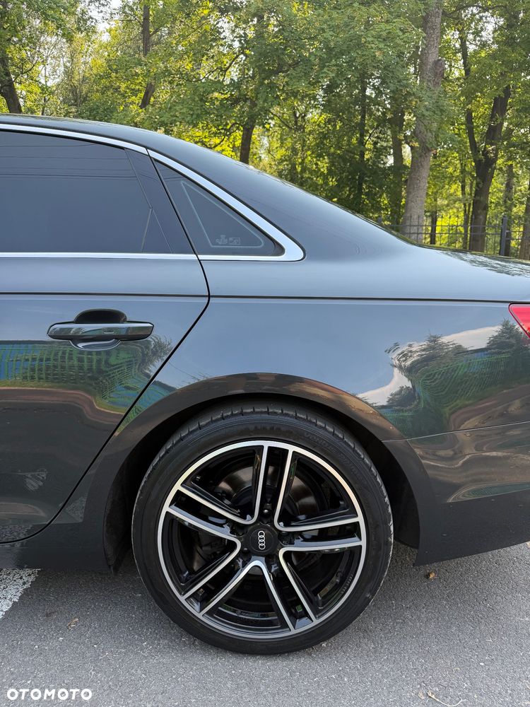 Audi A4 Limousine 2.0 TDI Sport S tronic - 14