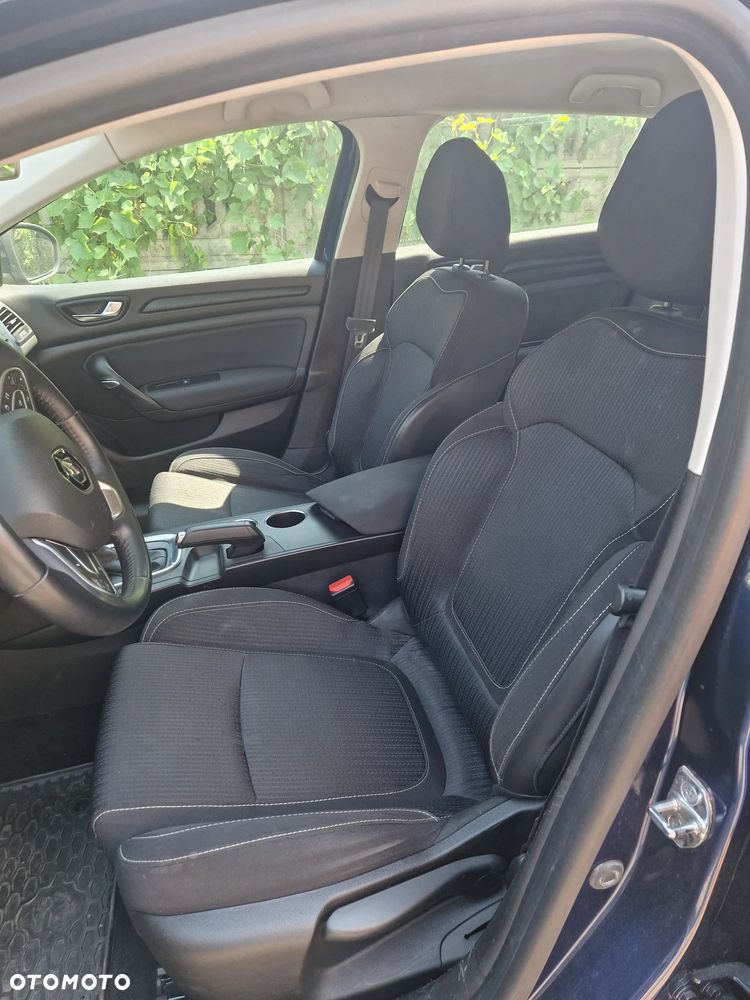 Renault Megane 1.5 Blue dCi Intens EDC - 16