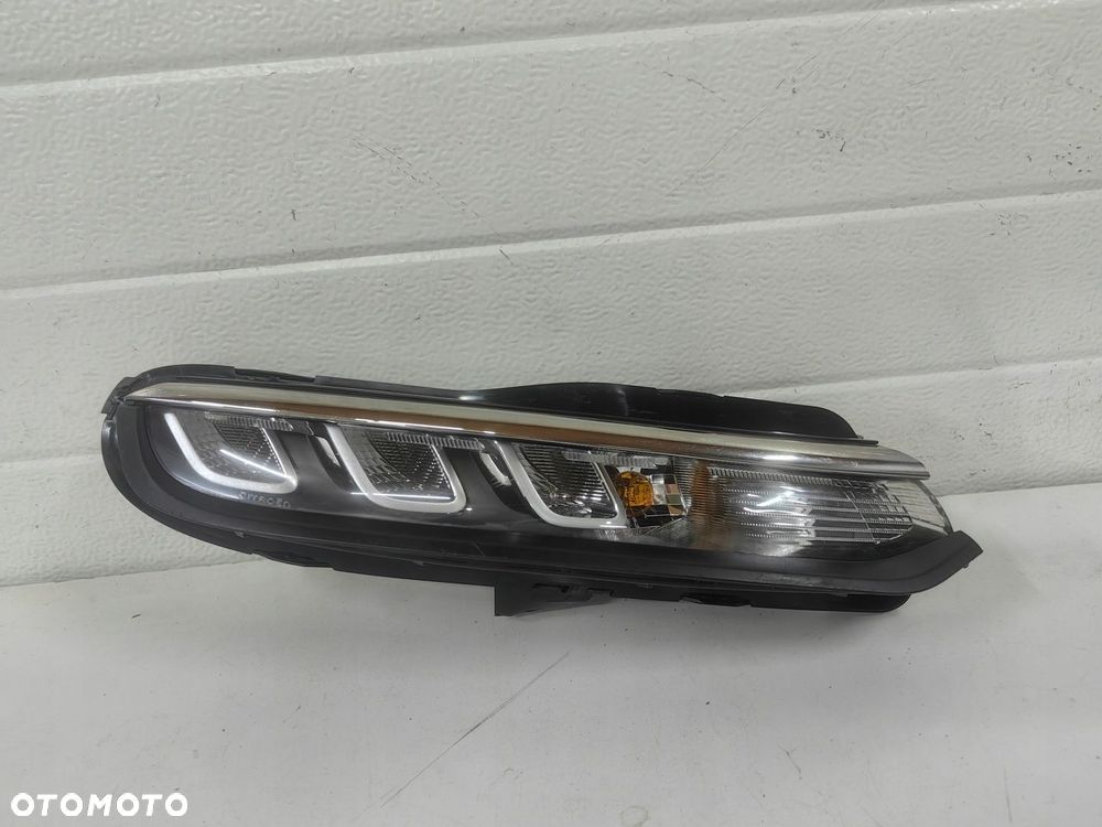CITROEN C3 III LAMPA LED PRAWA HALOGEN 9812257280 - 1