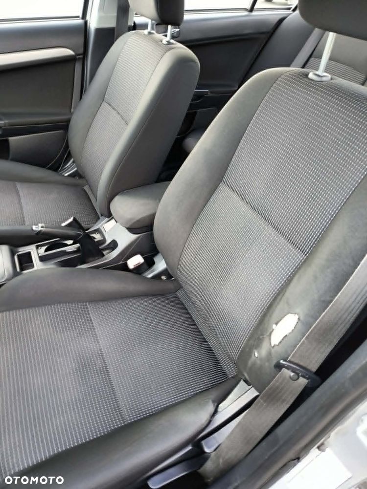 Mitsubishi Lancer 1.8 Invite - 16