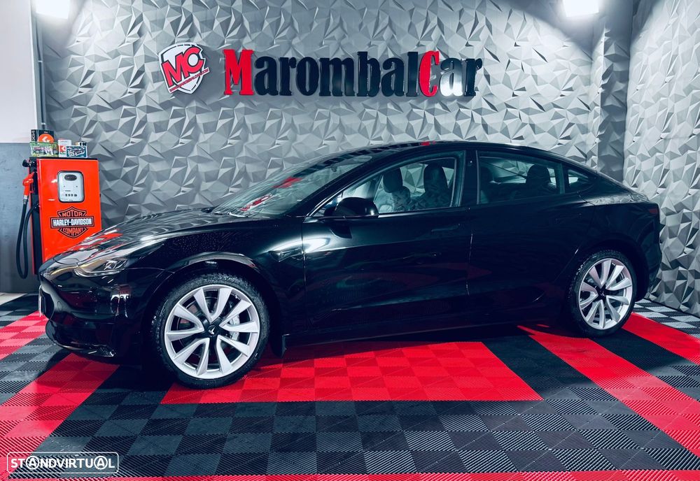Tesla Model 3 - 6