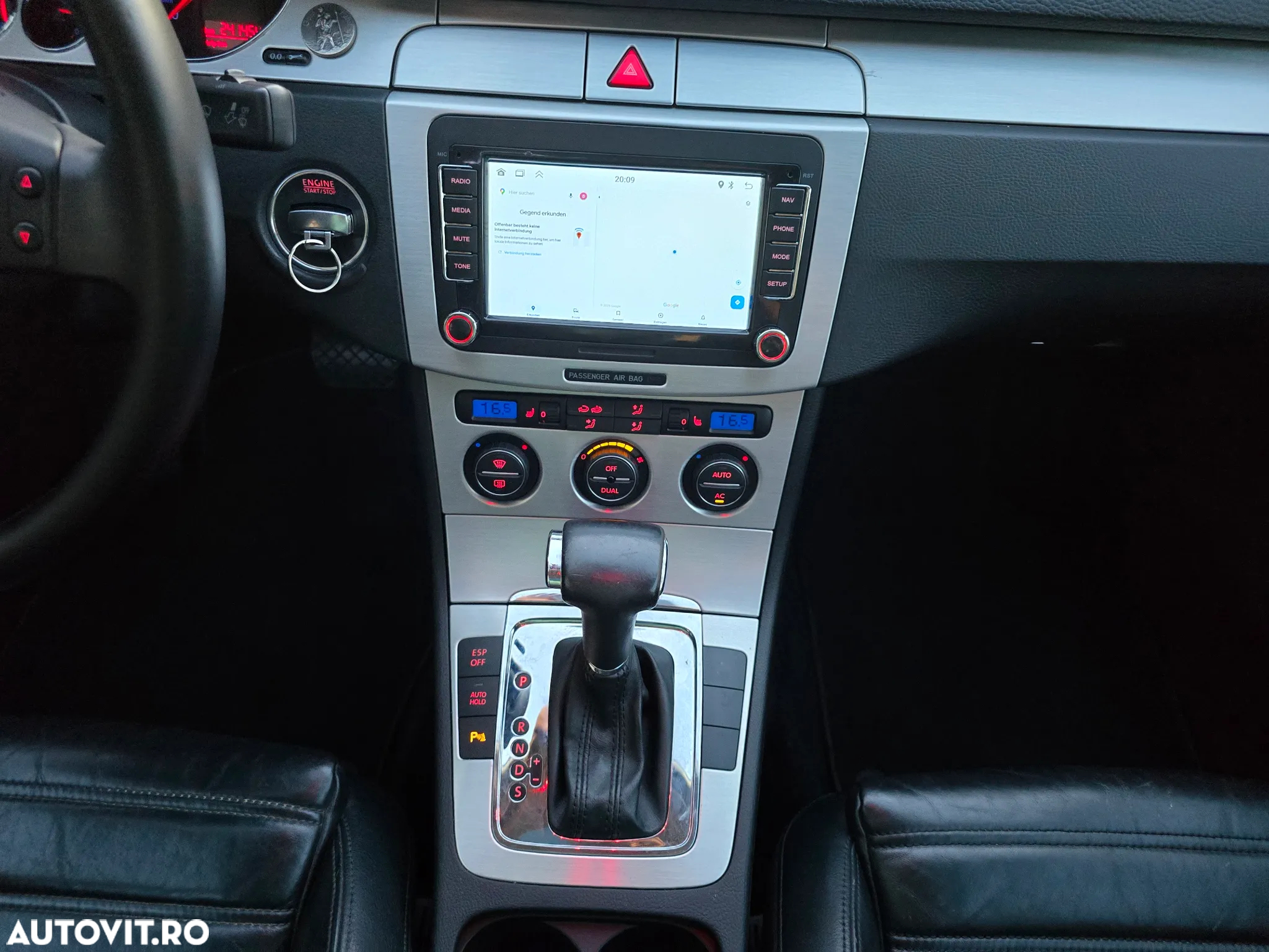 Volkswagen Passat - 12