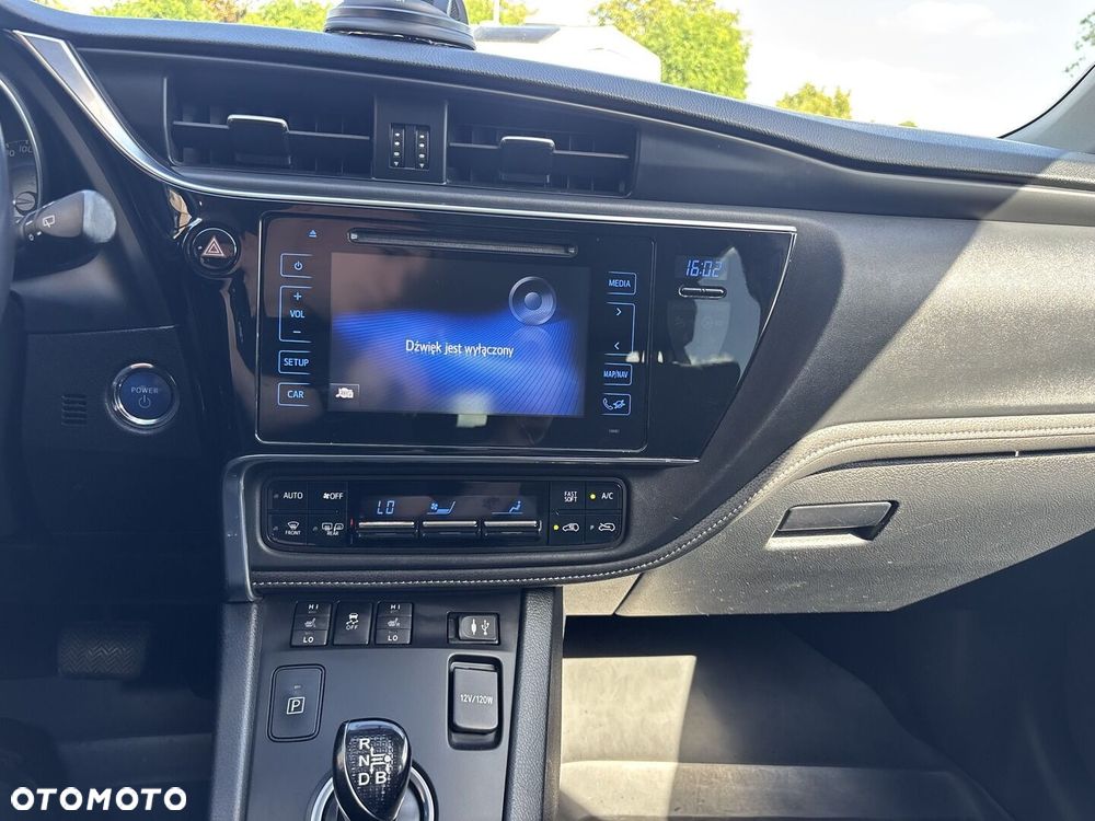 Toyota Auris - 30