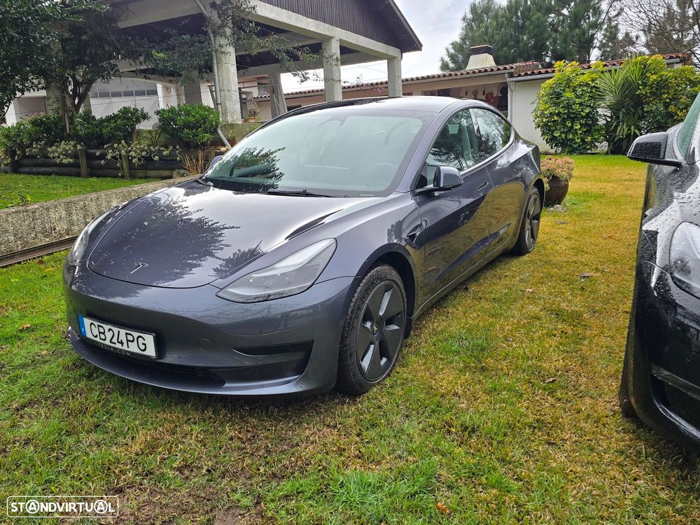 Tesla Model 3 Standard Range Plus RWD - 3