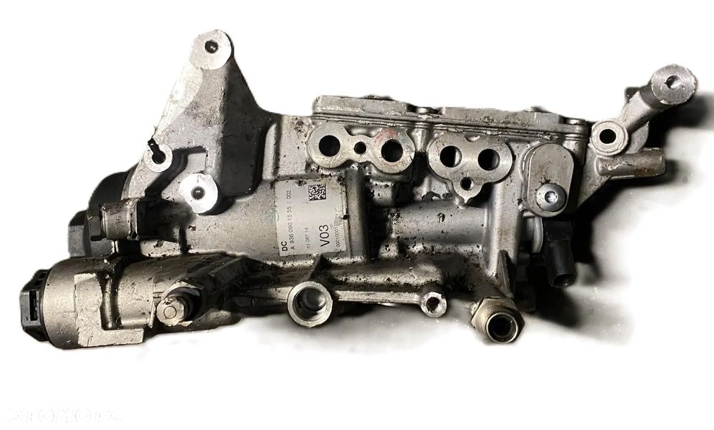 OBUDOWA FILTRA PALIWA MERCEDES ACTROS ATEGO AXOR ANTOS EURO 6 OM936 - 1