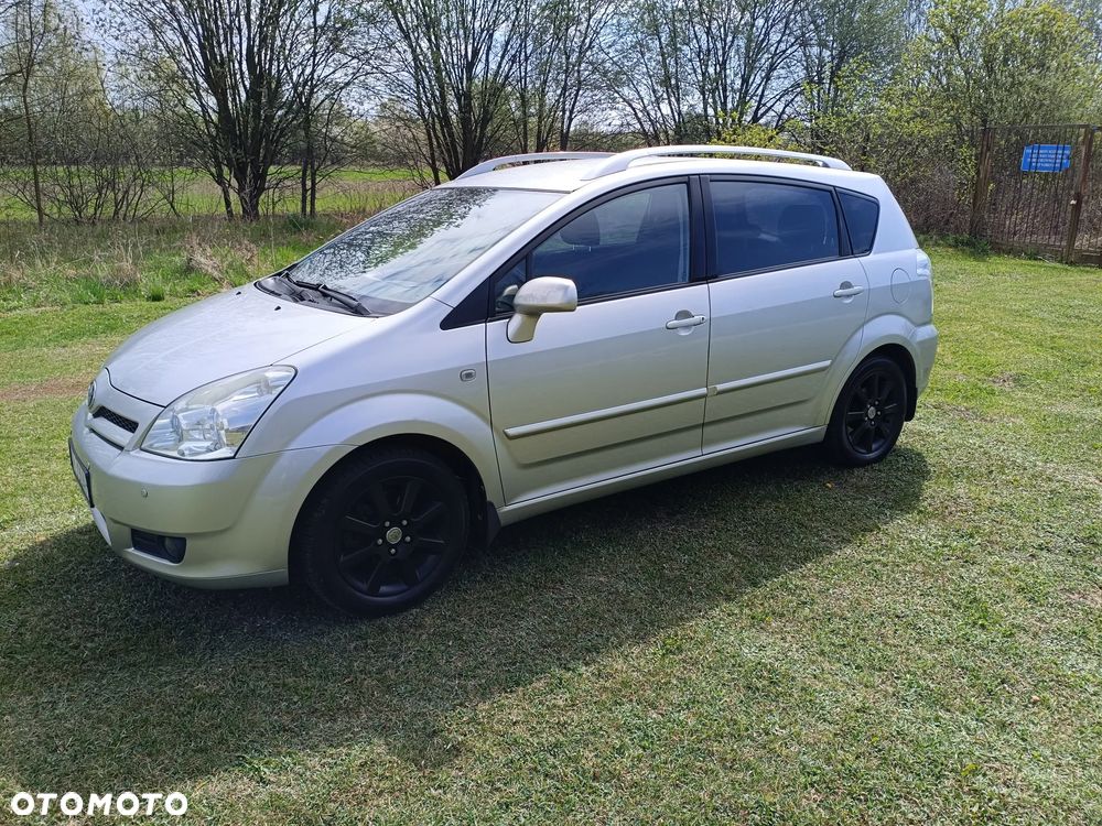 Toyota Corolla Verso 1.8 Sol + - 2