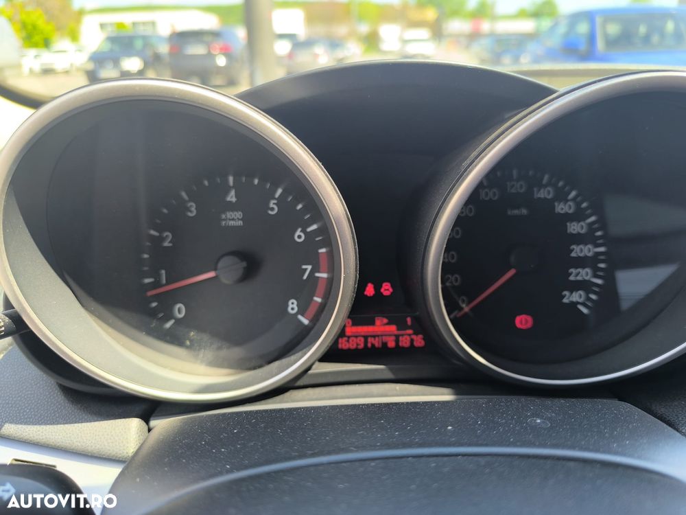Mazda 3 2.0 MZR DISI Edition - 3