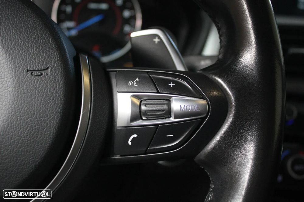 BMW 330 e iPerformance Pack M - 15