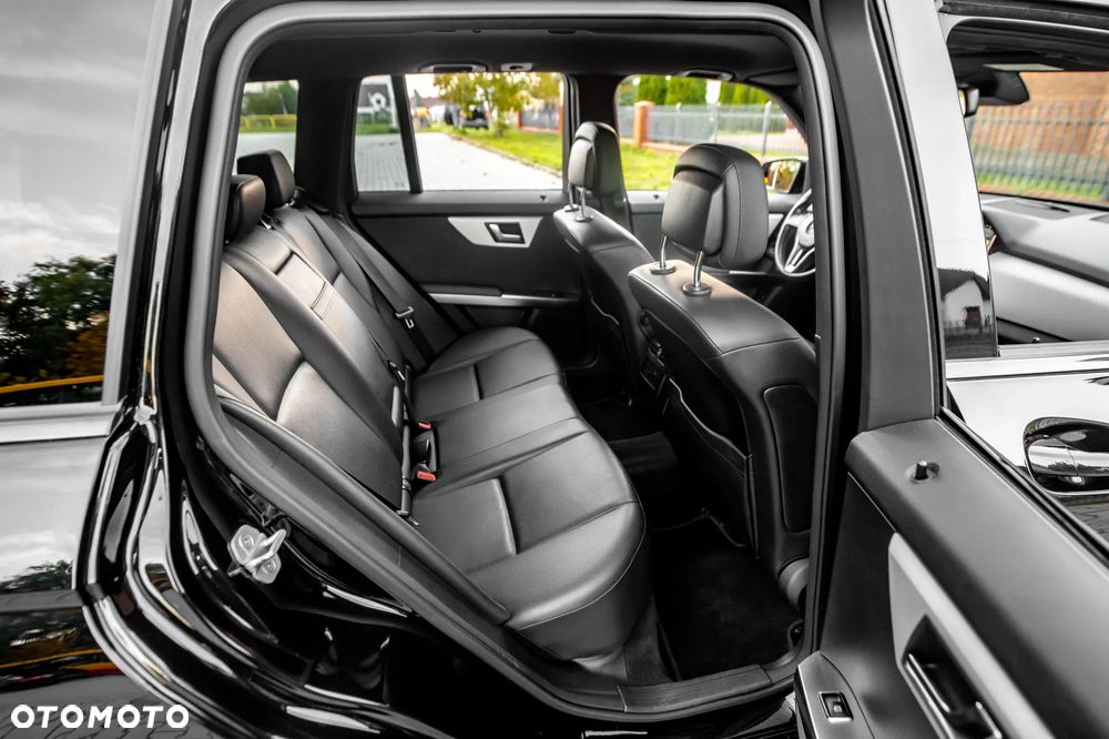 Mercedes-Benz GLK 250 4Matic 7G-TRONIC - 10