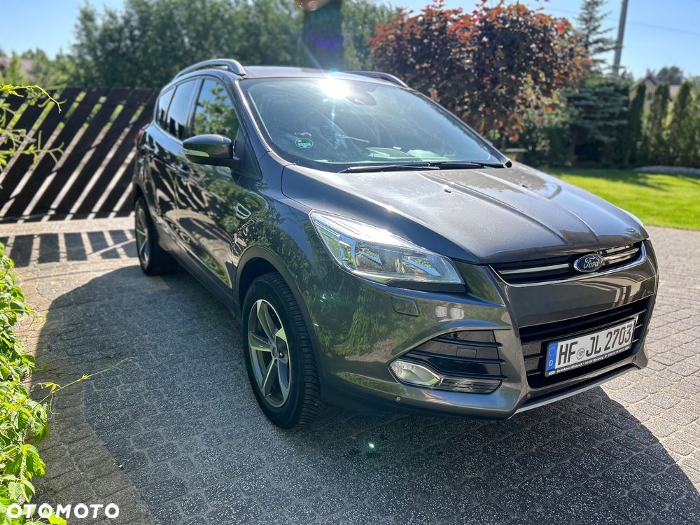 Ford Kuga 2.0 TDCi 2x4 Titanium - 17