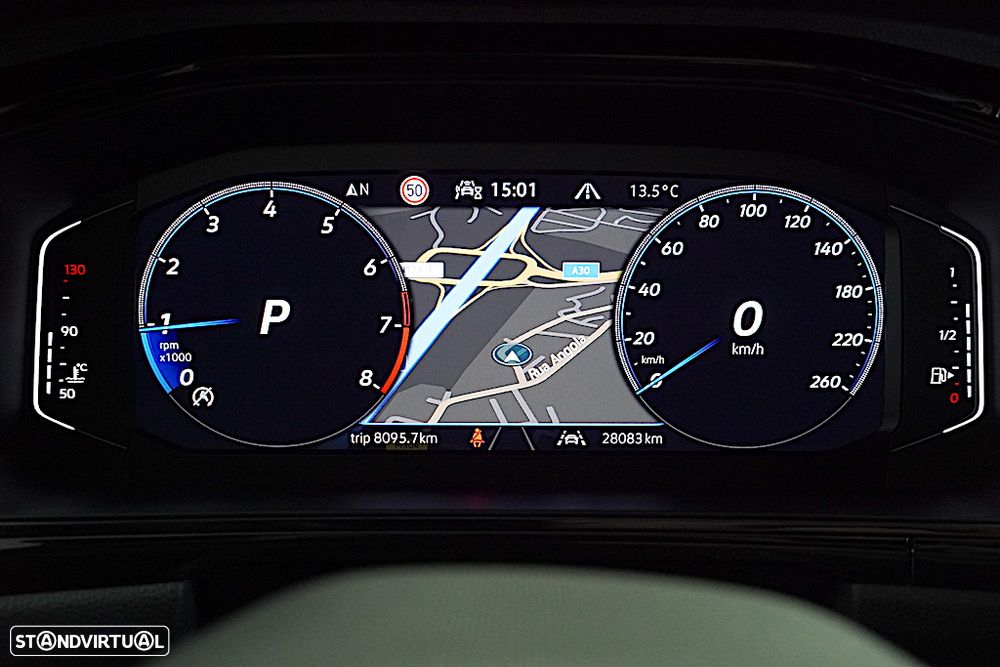 VW T-Roc 1.5 TSI R-Line DSG - 50