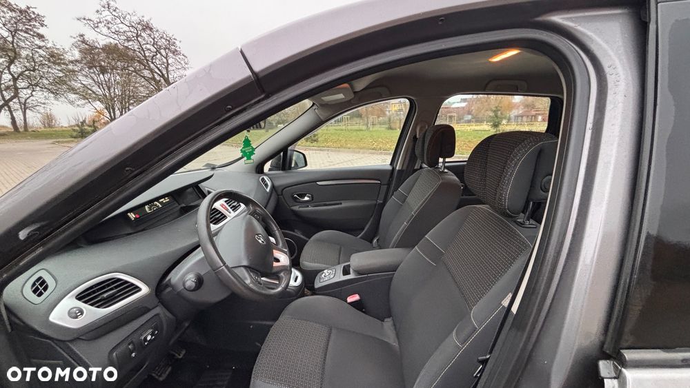 Renault Scenic 2.0 16V 140 CVT Dynamique - 10