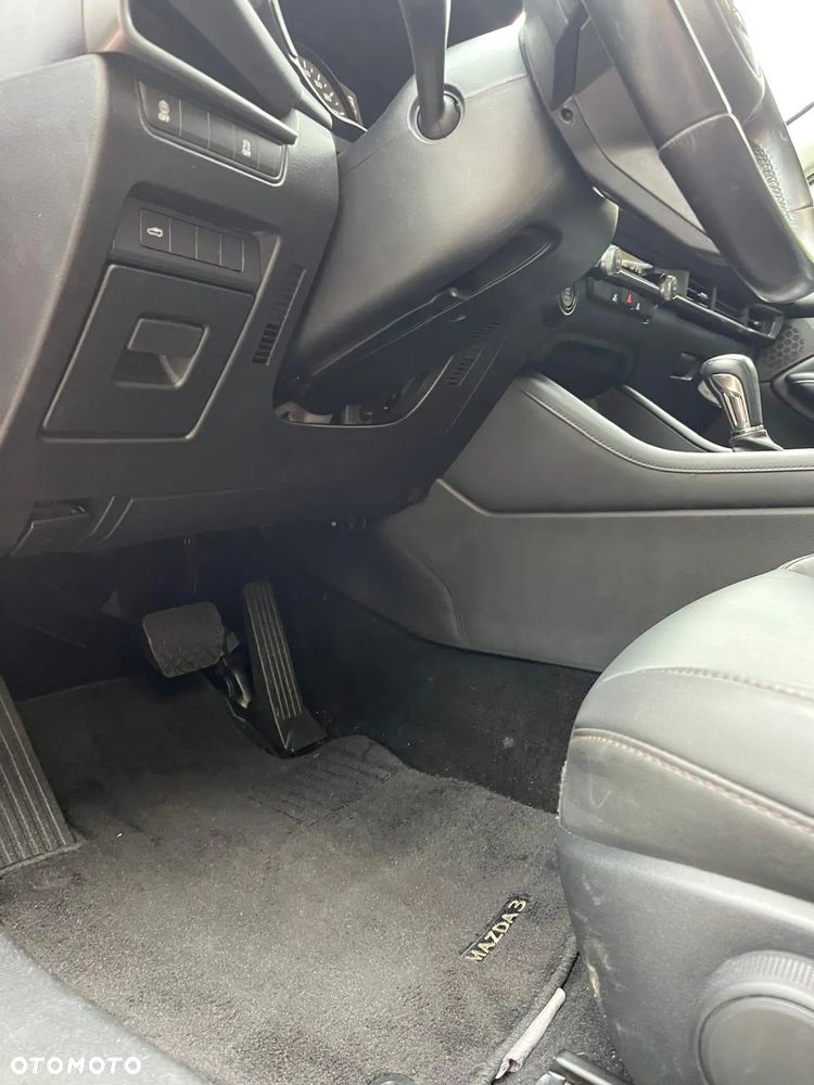 Mazda 3 - 16