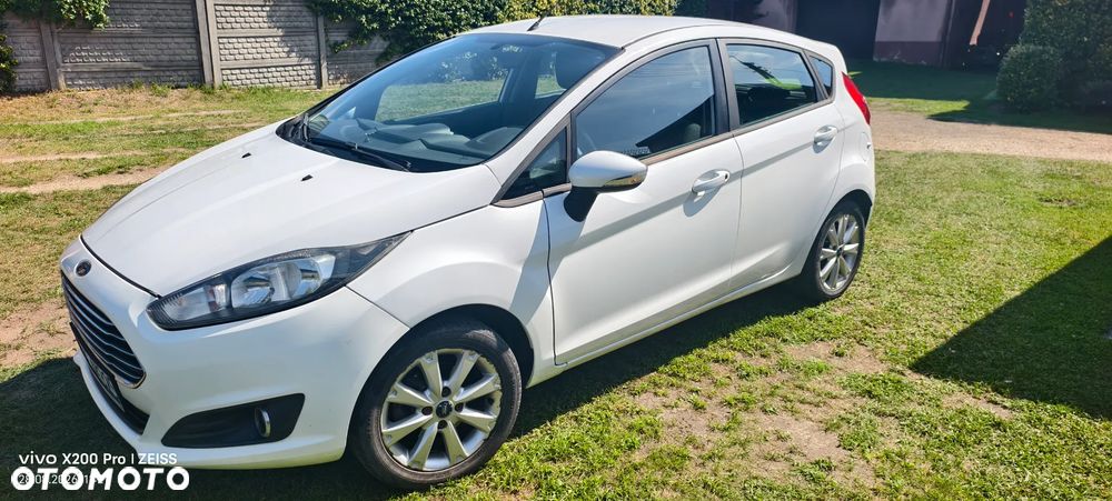 Ford Fiesta - 2
