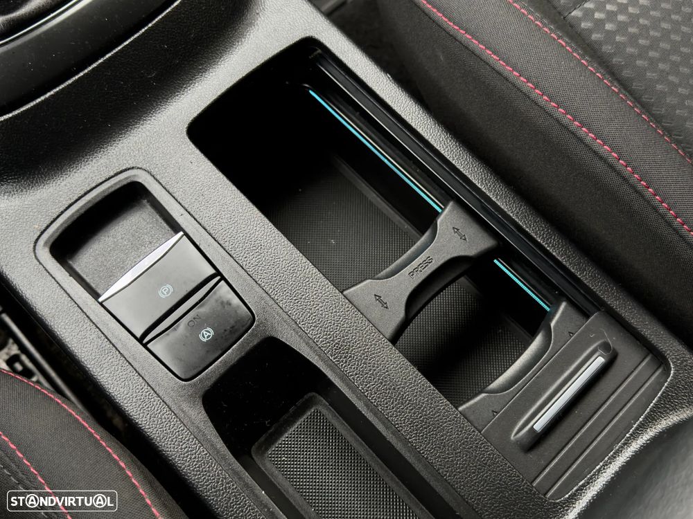 Ford Focus SW 1.5 TDCi ST-Line - 20