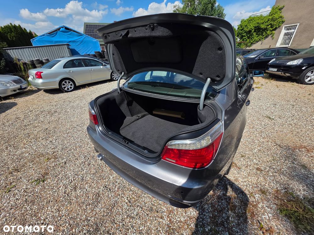 BMW Seria 5 520d - 7