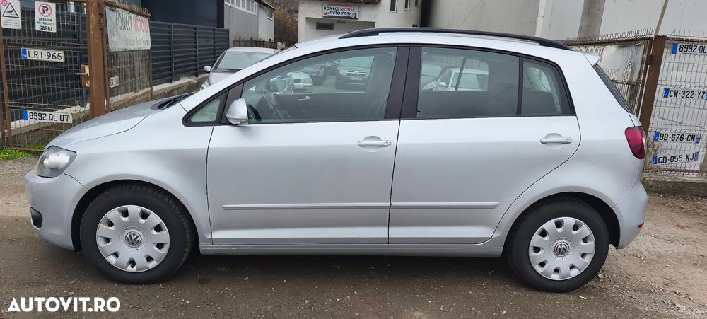Volkswagen Golf Plus 1.6 TDI DPF Life - 10