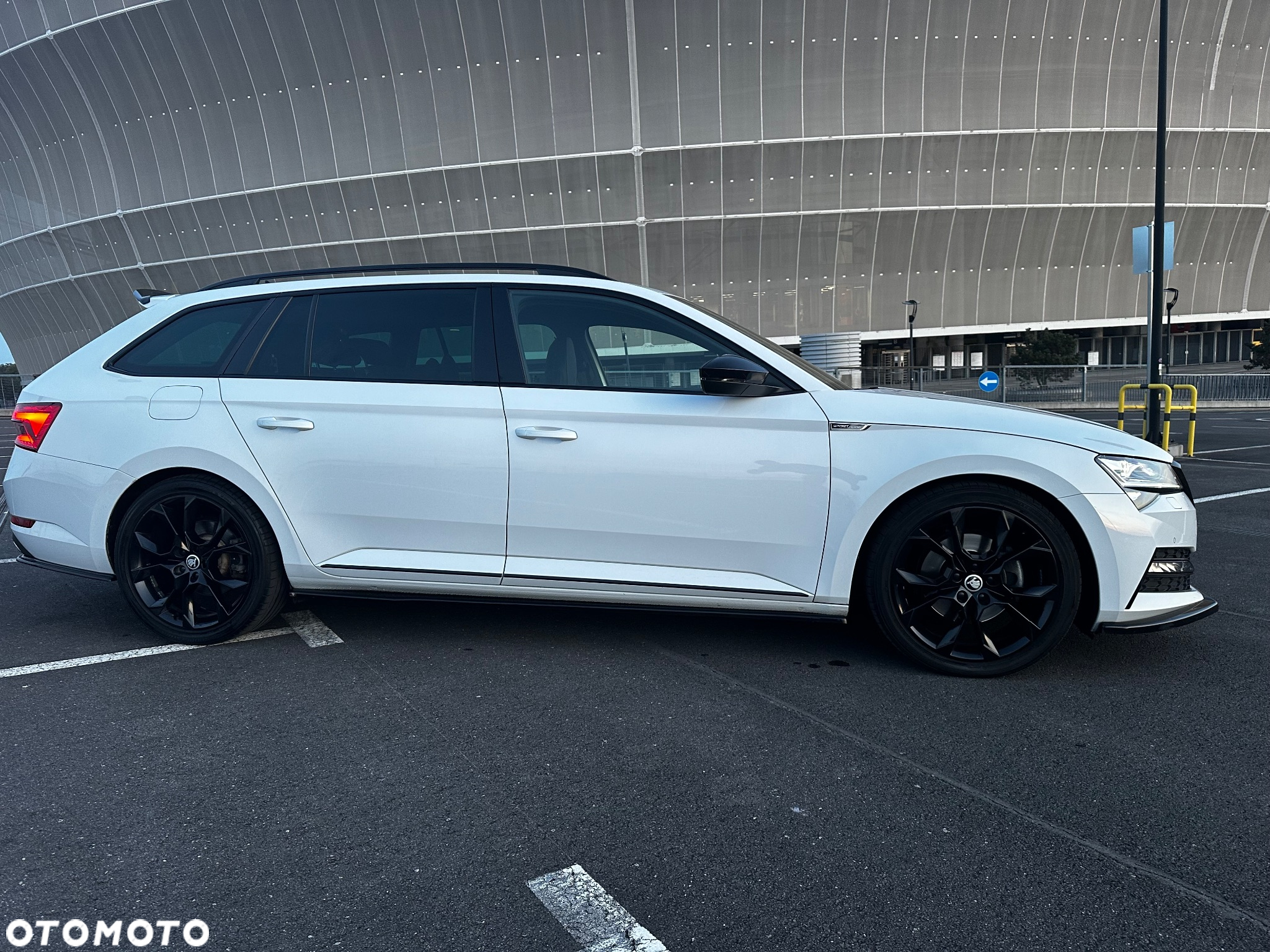Skoda Superb 2.0 TSI Sportline DSG - 9