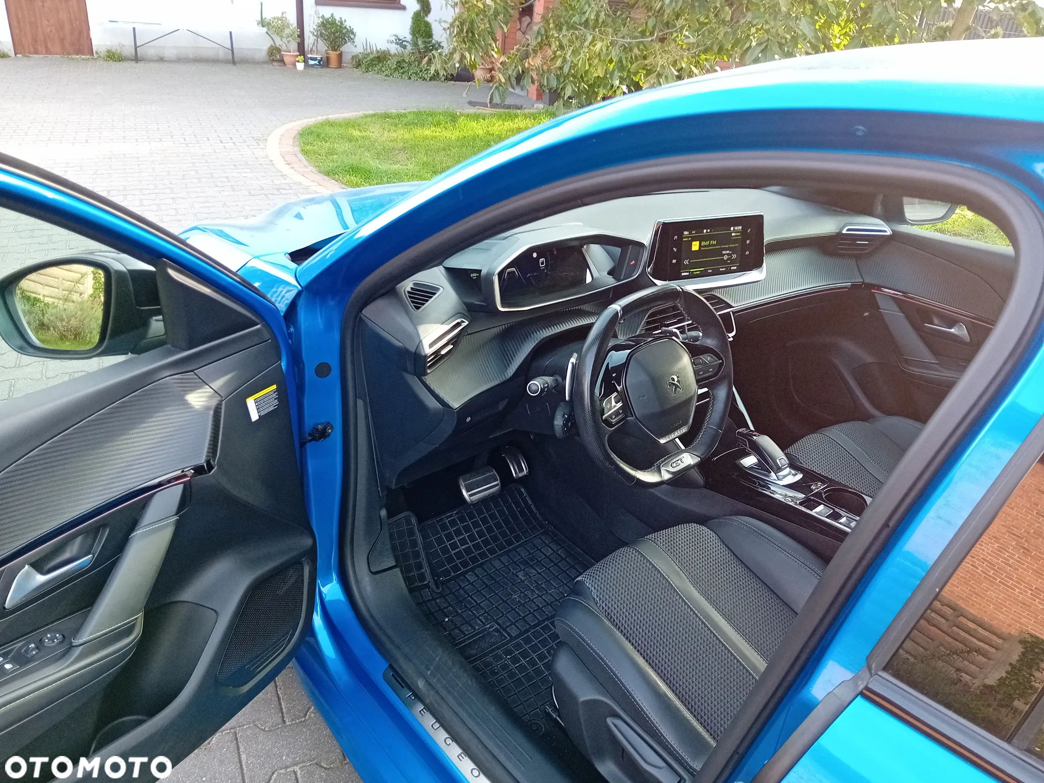 Peugeot 208 1.2 PureTech GT Line S&S EAT8 - 10