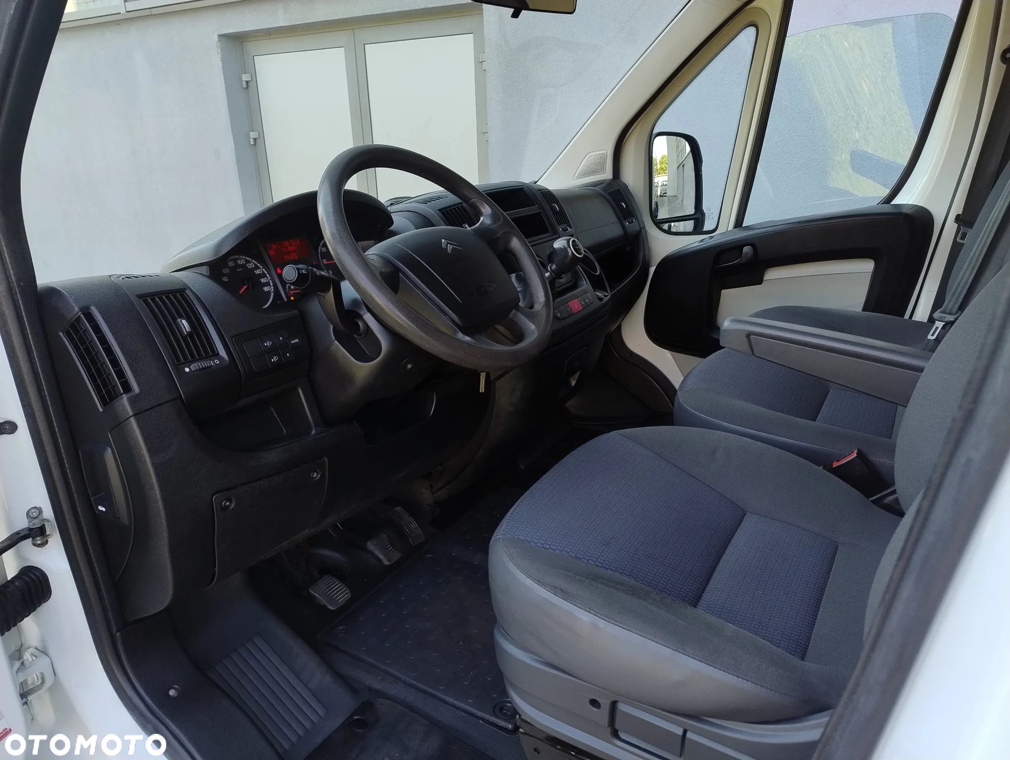 Citroën JUMPER PO LIFTINGU 2.2 HDI (110KM) 6-BIEGÓW (L2H1) LONG STAN IDEALNY NIE MA RDZY 100% ORYGINAŁ KM SERWIS ! ! ! - 8